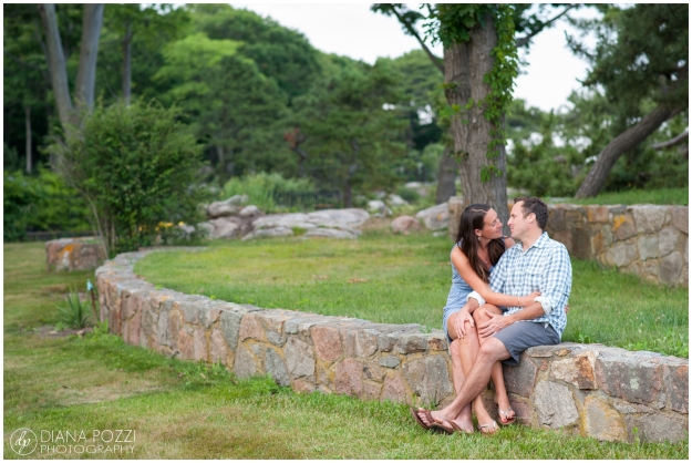 Eastern-Point-Lighthouse-Gloucester-MA-Engagement-Session-Diana-Pozzi-Photography_0023